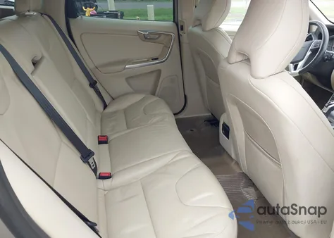 2014 Volvo Xc60 T6 from USA, damaged, VIN YV4902DZ3E2503820